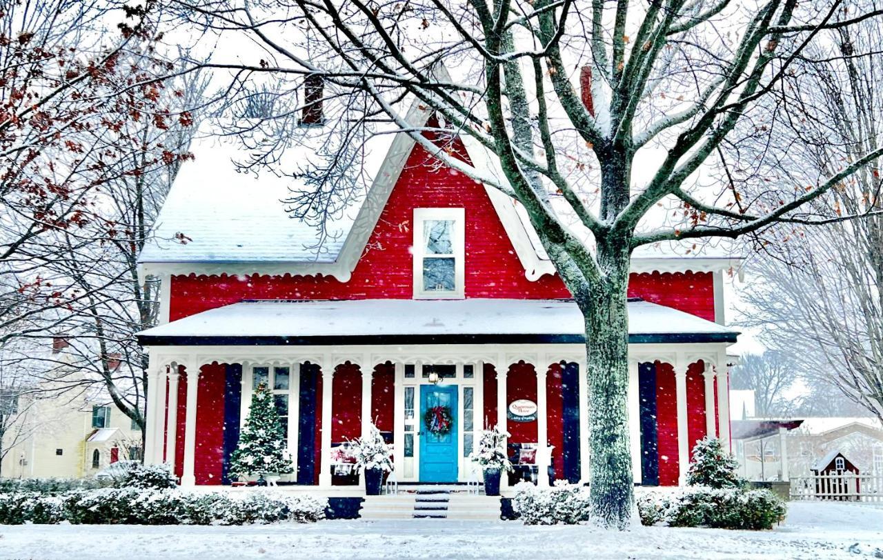 Quartermain House Bed & Breakfast Fredericton Bagian luar foto