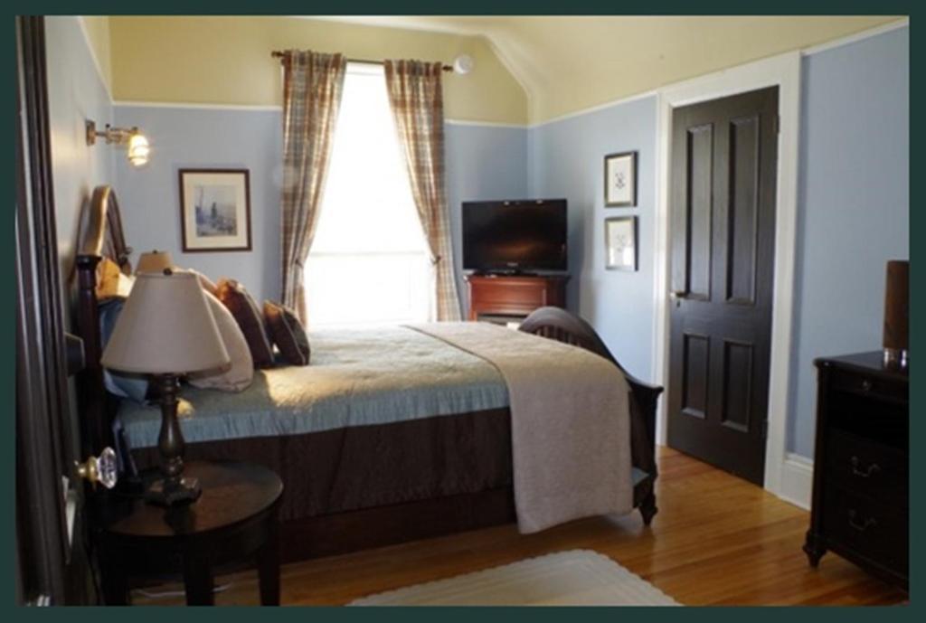 Quartermain House Bed & Breakfast Bed & Breakfast Fredericton Ruang foto