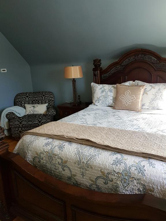 Quartermain House Bed & Breakfast Fredericton Bagian luar foto
